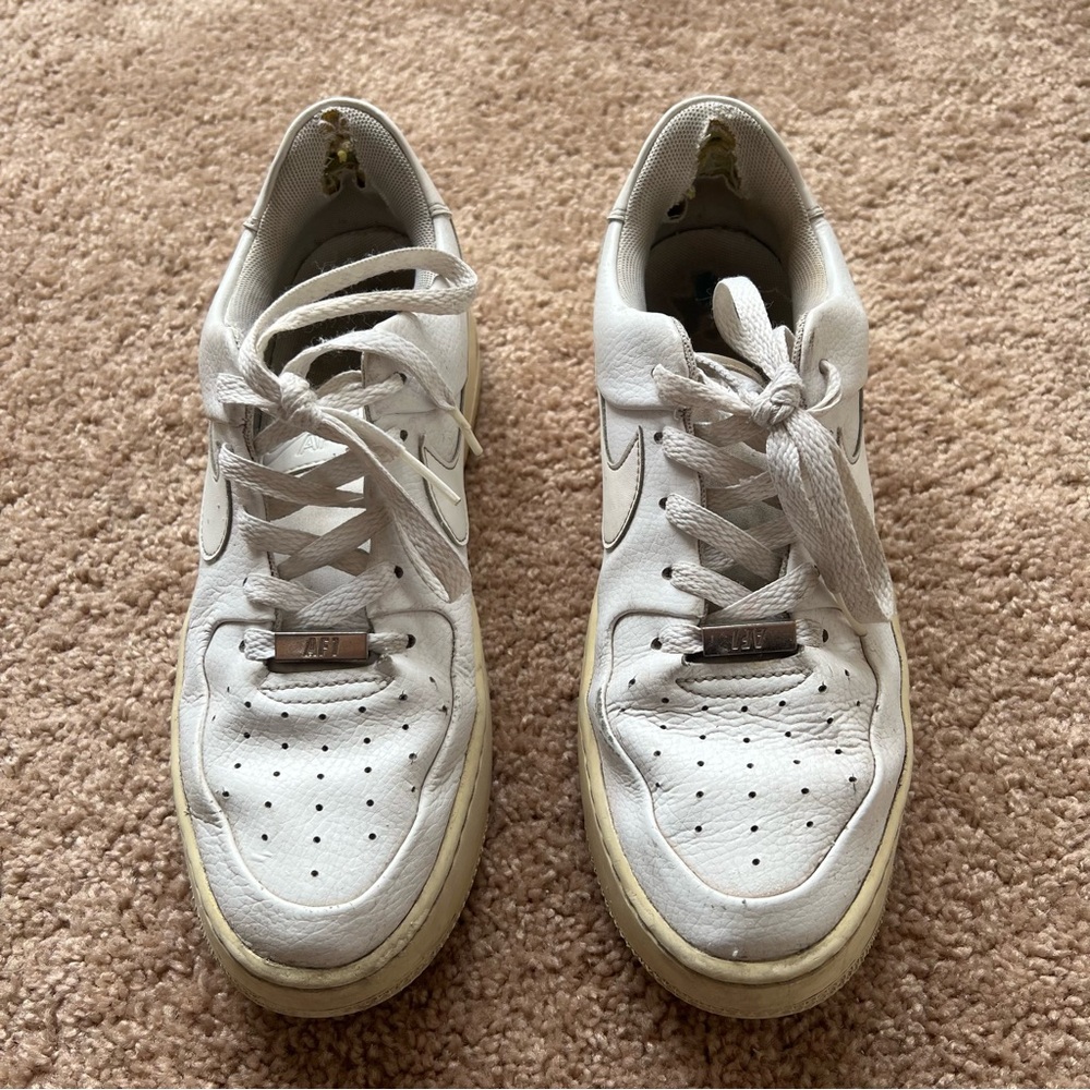 Pre-loved Nike Air Force 1 Women’s Sneakers